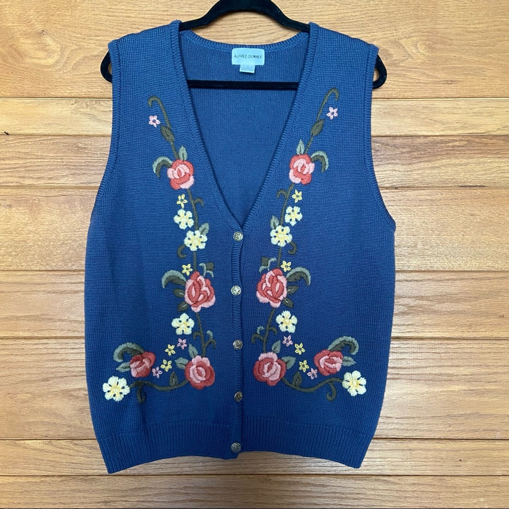 Vintage Alfred Dunner wool blend floral embroidered button up sweater vest